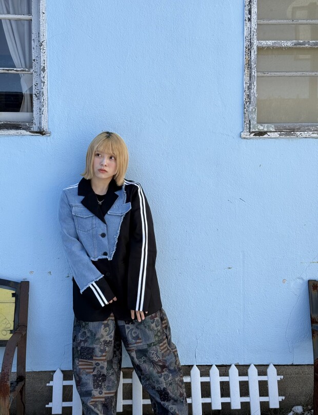 6FE7C248-914D-4D5A-8C4B-DEEC932FFE77